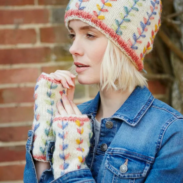 The Hat Shop Ladies Pachamama Kylemore Handwarmers