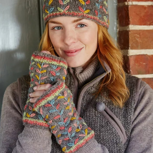 The Hat Shop Ladies Pachamama Kylemore Handwarmers 'Grey'