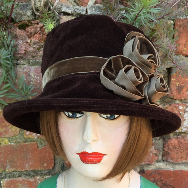 The Hat Shop Ladies Peak & Brim 'Verity' Waterproof Hat Brown