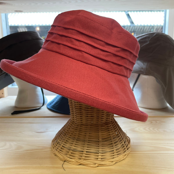 The Hat Shop Proppa Toppa Large Brim Packable Linen Sun Hat Coral